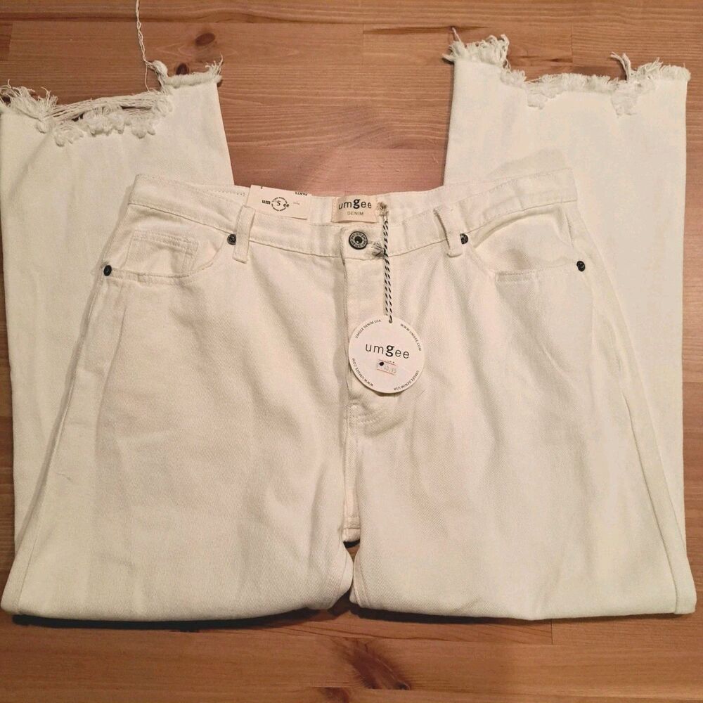 Umgee Women’s Jeans Distressed Button Fly White Size 5 New* - Picture 4 of 8